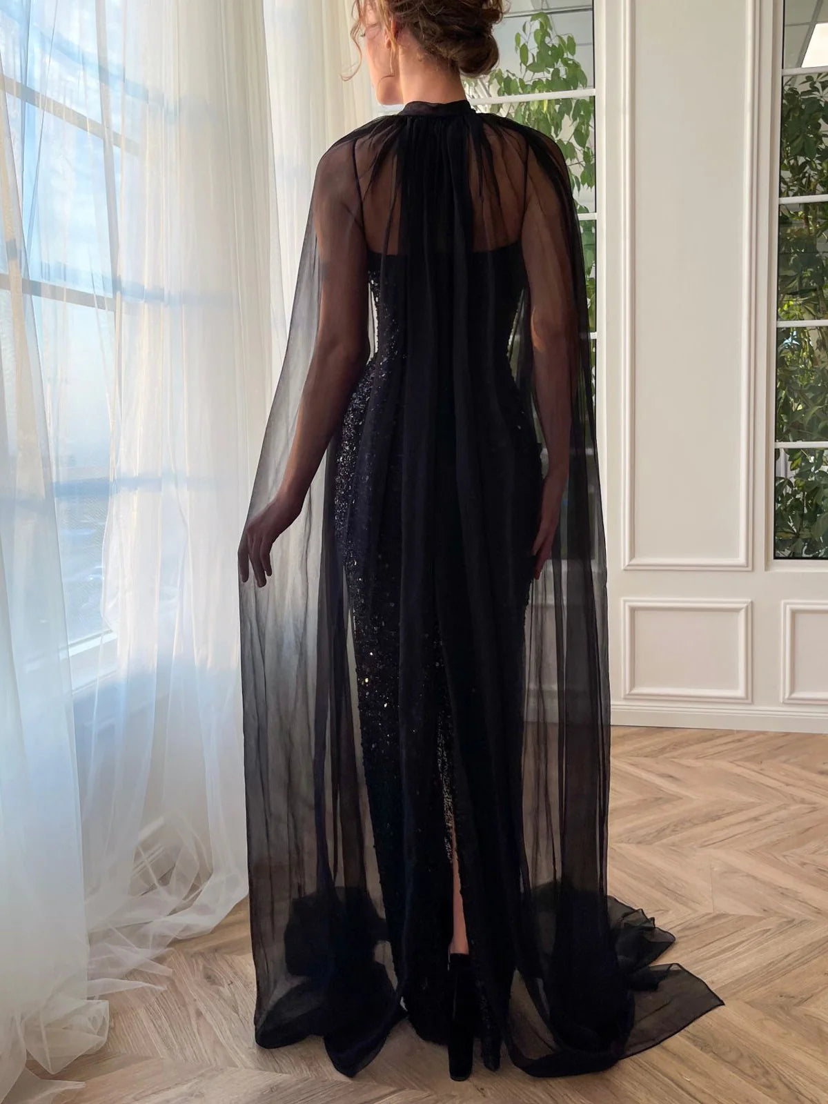 Robe de bal sirène/trompette sans manches, décolleté en cœur, longueur au sol